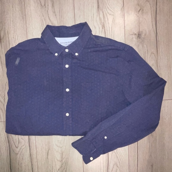Banana Republic Long Sleeve Button Down - Picture 2 of 3